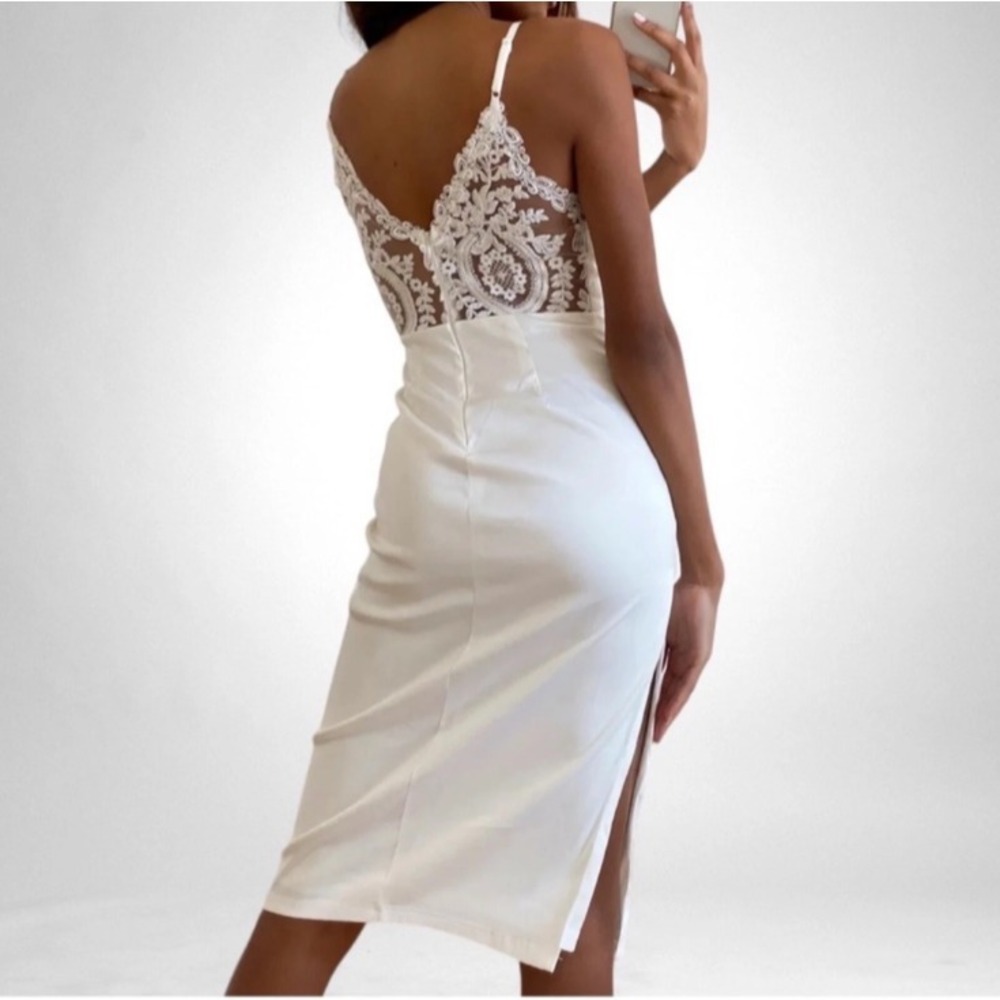 Lulus White Lace Back Dress Sz L Sleeveless Leg Slit Satin‎ Bridal Formal